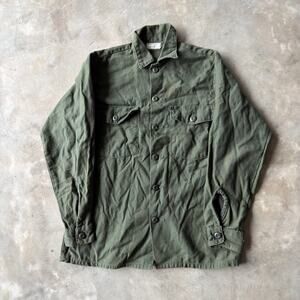 VINTAGE GREEN OG-107 MILITARY ARMY SHIRT BUTTON DOWN MEDIUM 70S? VIETNAM COTTON